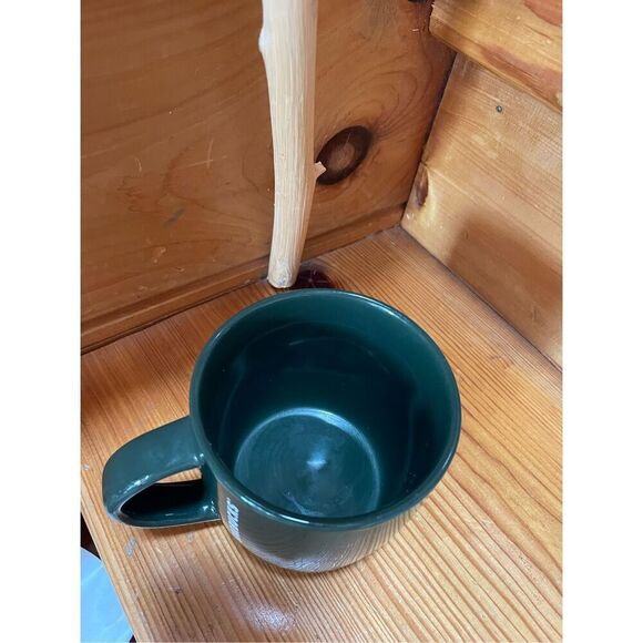 Starbucks Green Holiday Snowflake 14oz mug - Picture 3 of 4